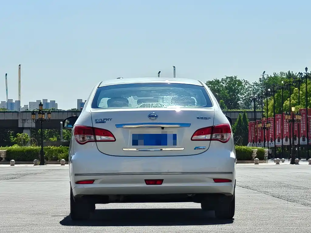 Nissan Sylphy — миниатюра 5
