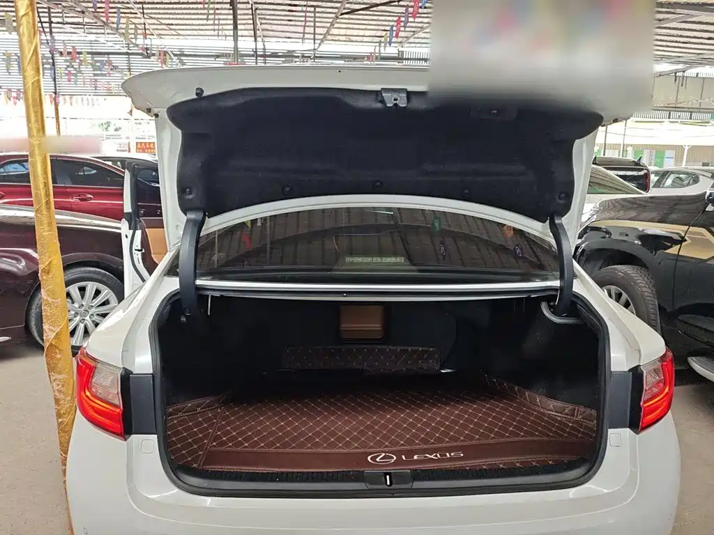 Lexus ES — миниатюра 19