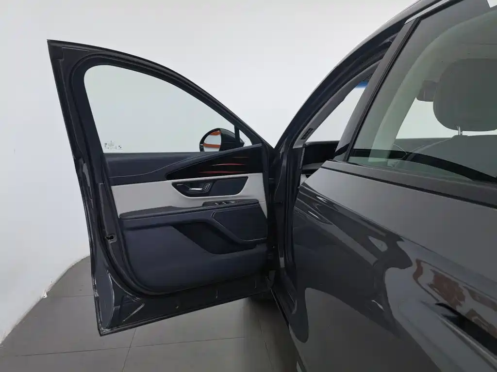 Lincoln Nautilus 2023 2.0T Premium