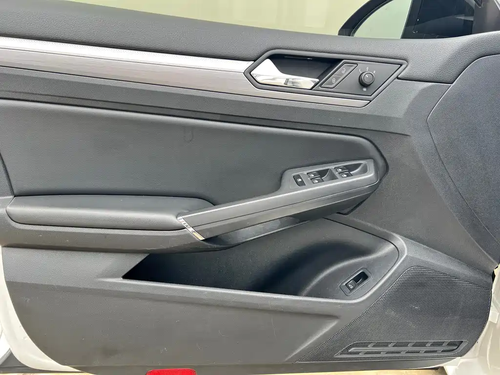 Volkswagen Lamando 2019 280TSI DSG Comfort VI