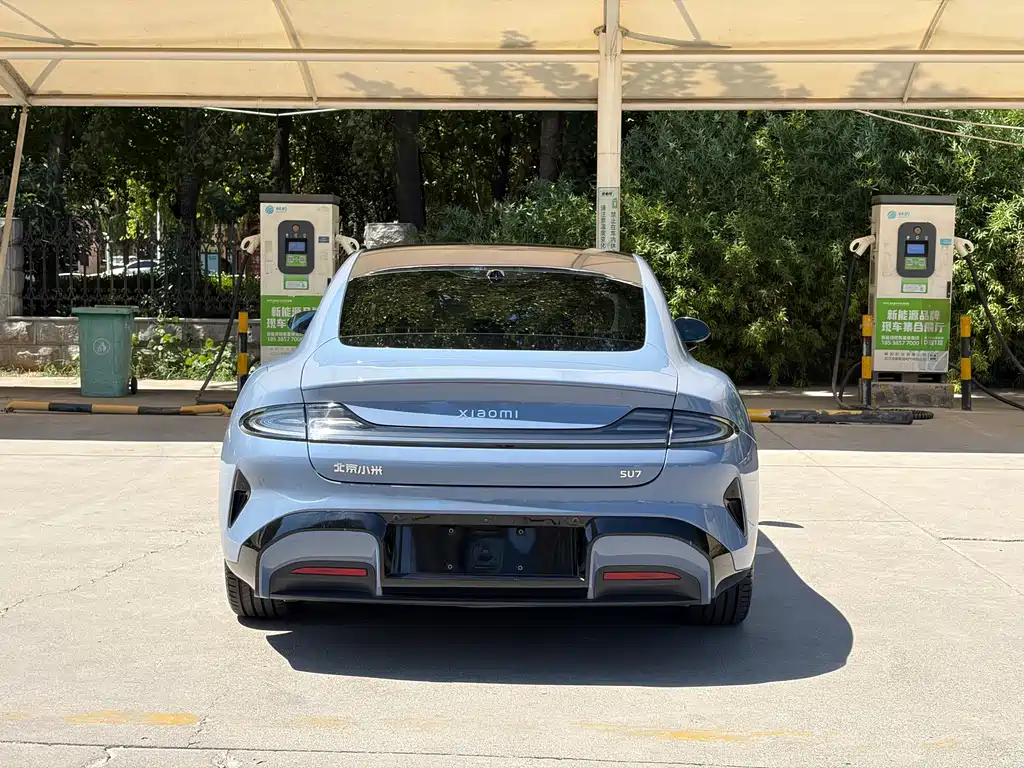 Xiaomi SU7 — миниатюра 18