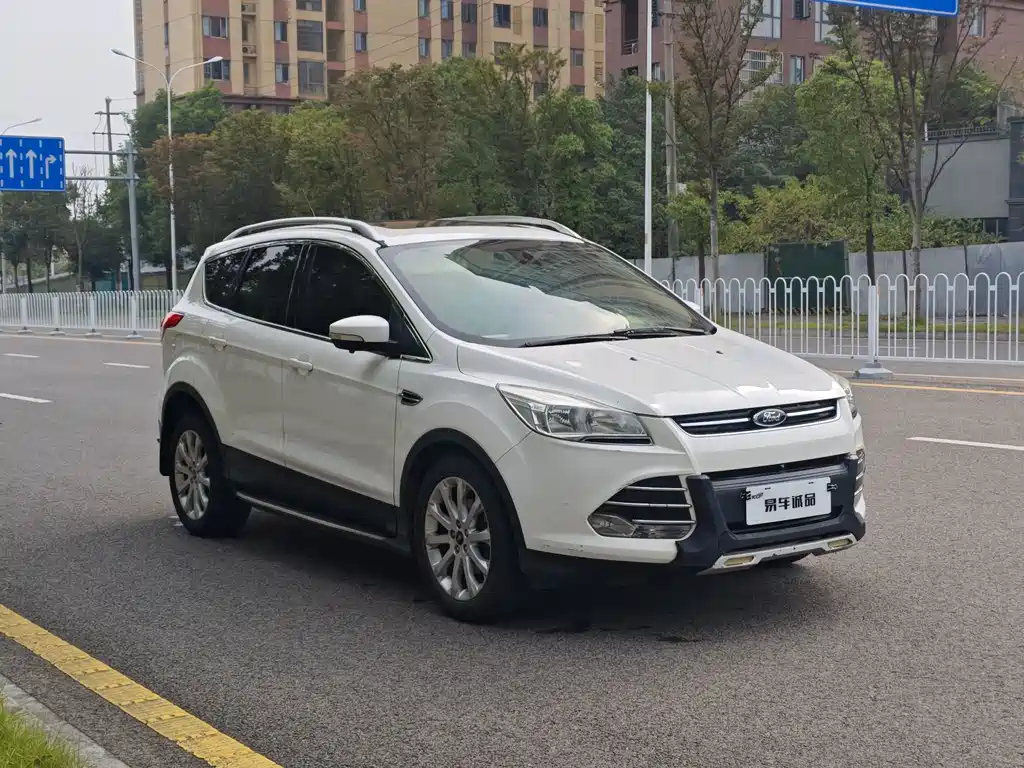 Ford Kuga — миниатюра 5