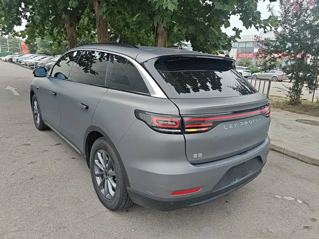 Leapmotor Leapmotor C11 — миниатюра 5