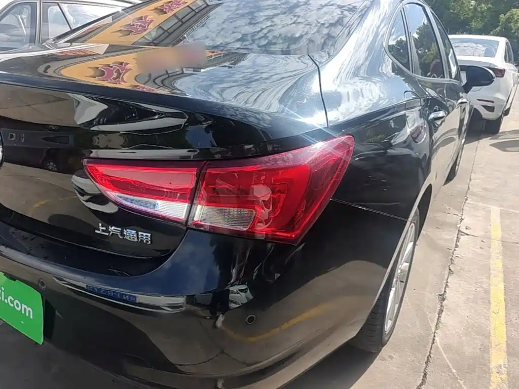 Buick Verano — миниатюра 8