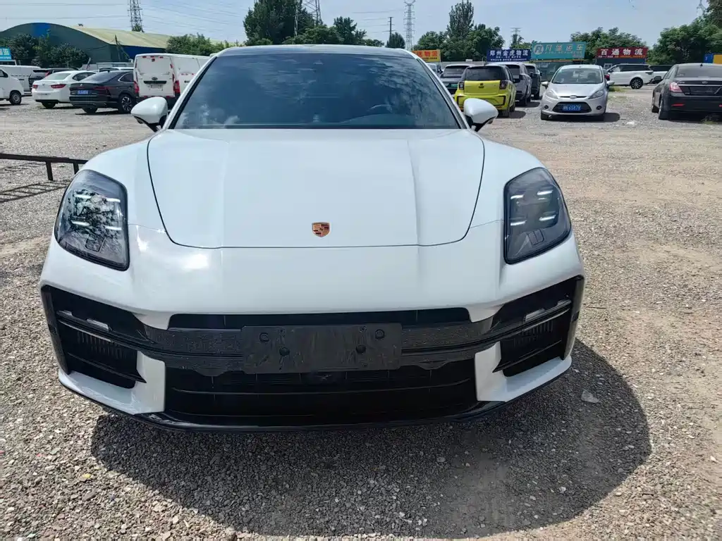 Porsche Panamera — миниатюра 2