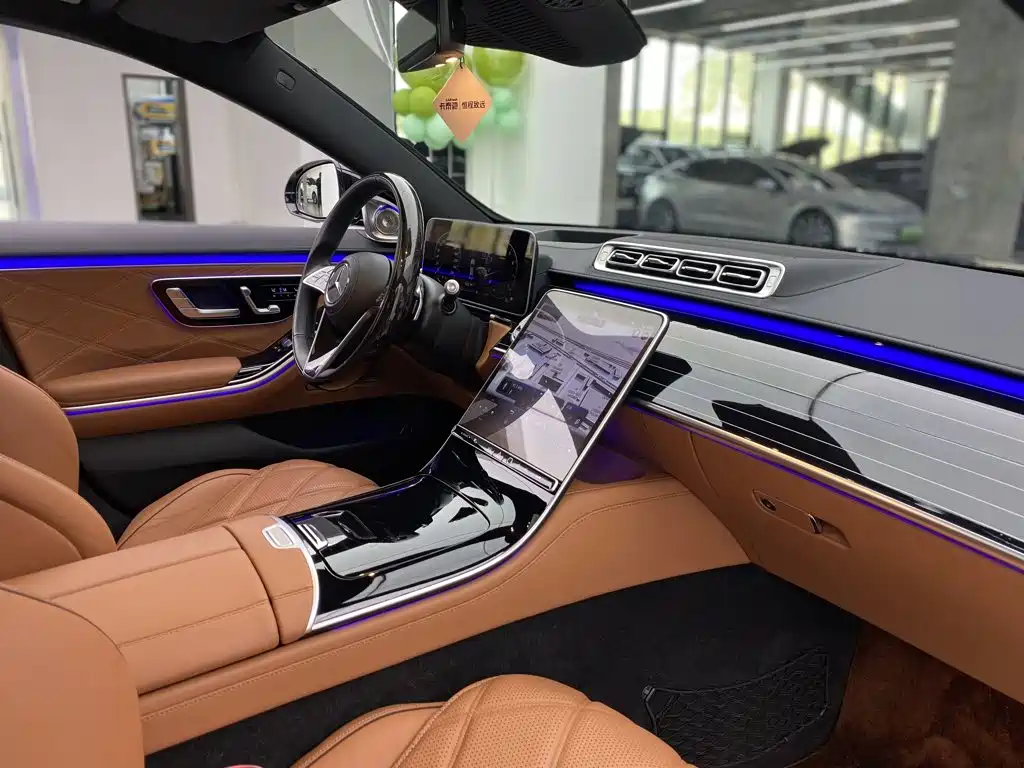 Mercedes-Benz S-Class — миниатюра 20