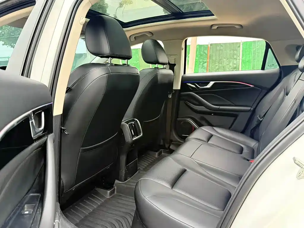 Bestune B70 2021 1.5T AT