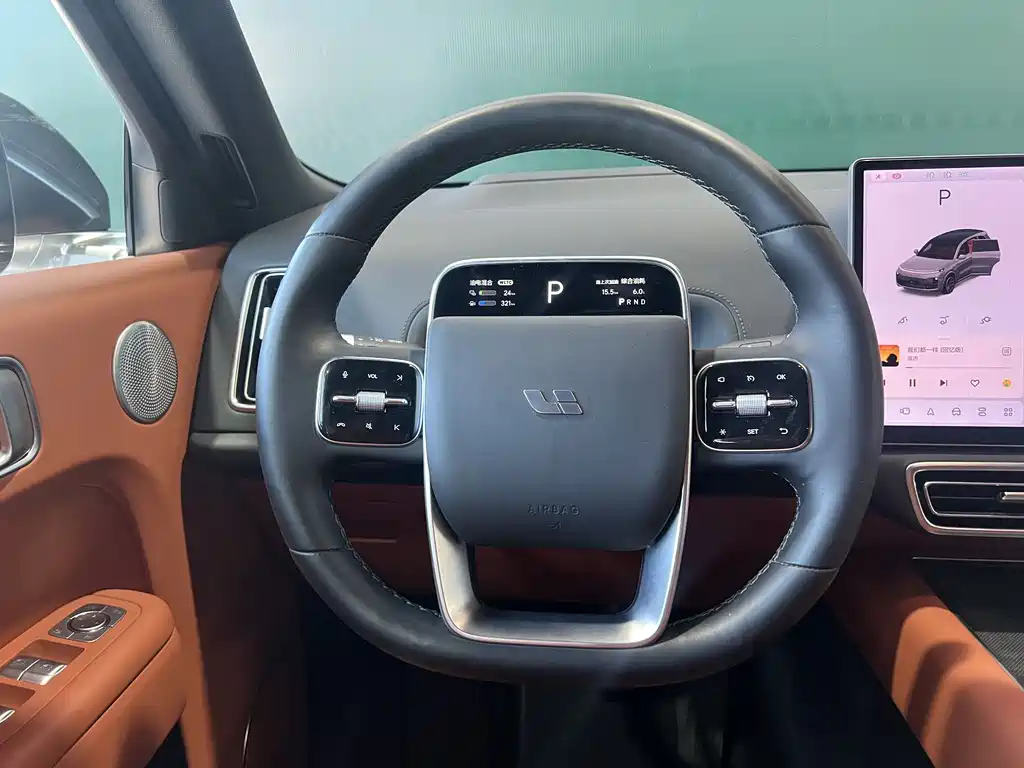 Li Auto L8 2023 Pro