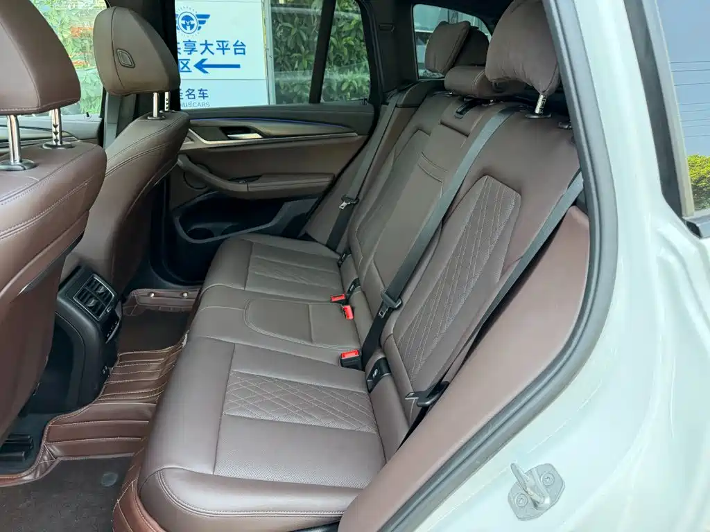 BMW X3 — миниатюра 12