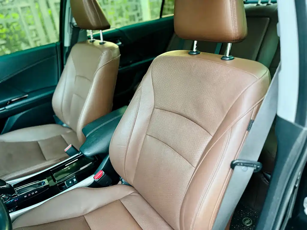 Honda Accord — миниатюра 24