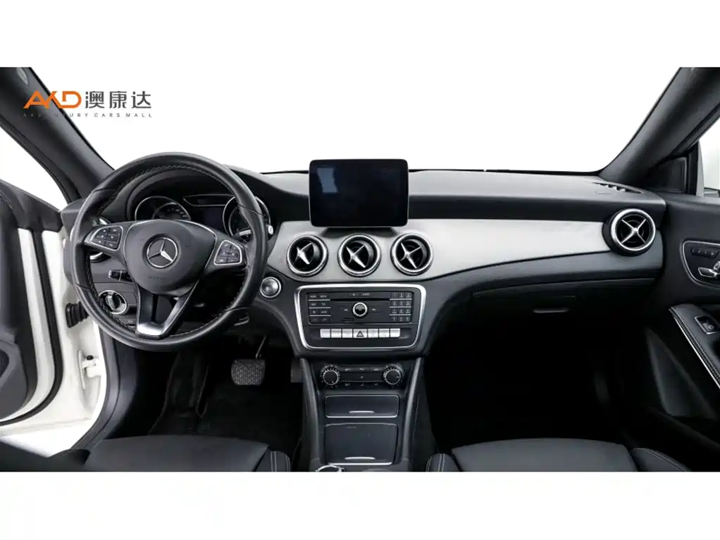 Mercedes-Benz CLA (Import) — миниатюра 5