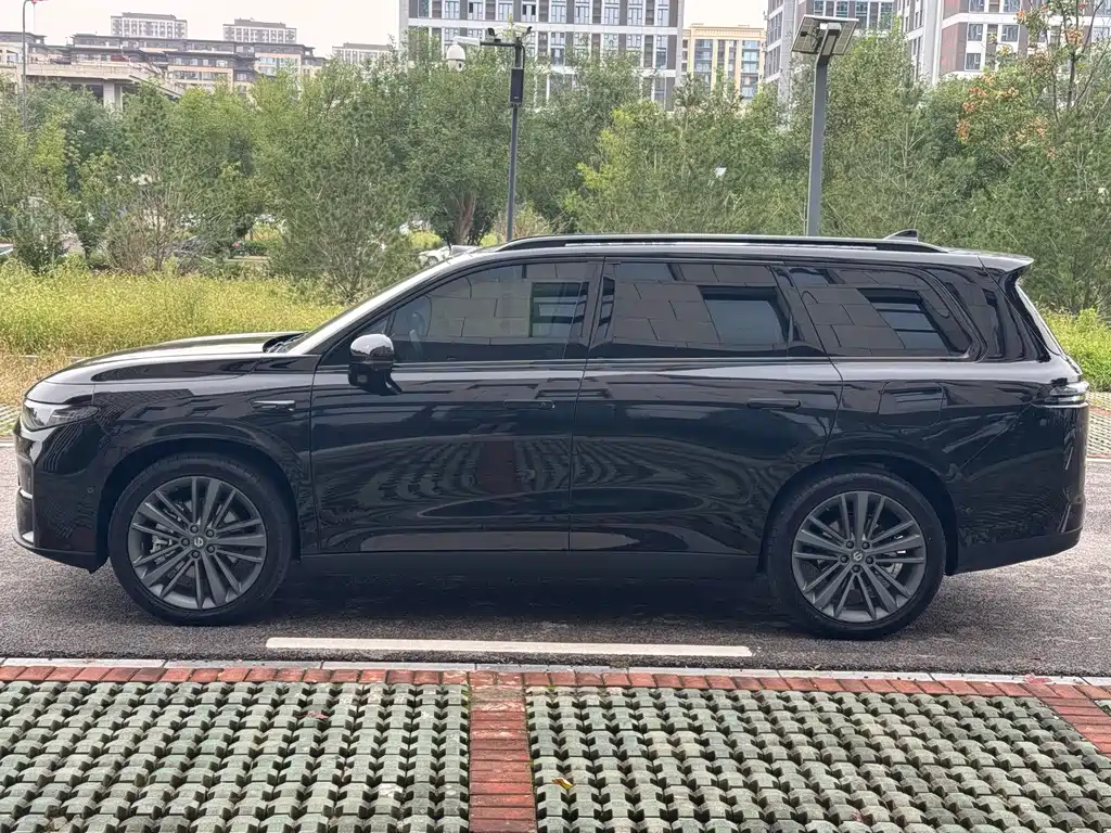 Leapmotor Leapmotor C16 — миниатюра 6
