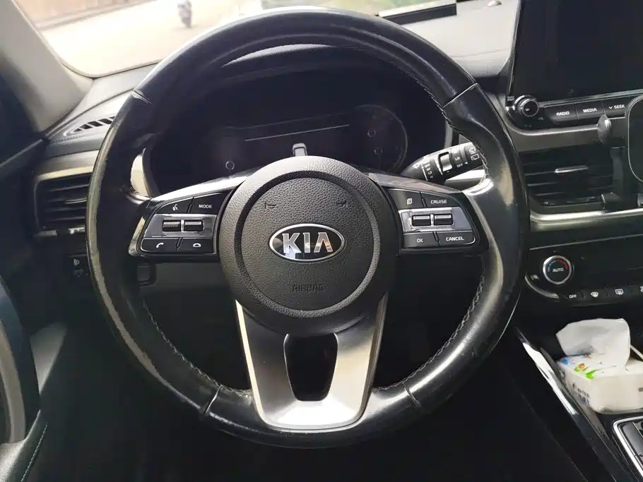 Kia Sportage — миниатюра 15
