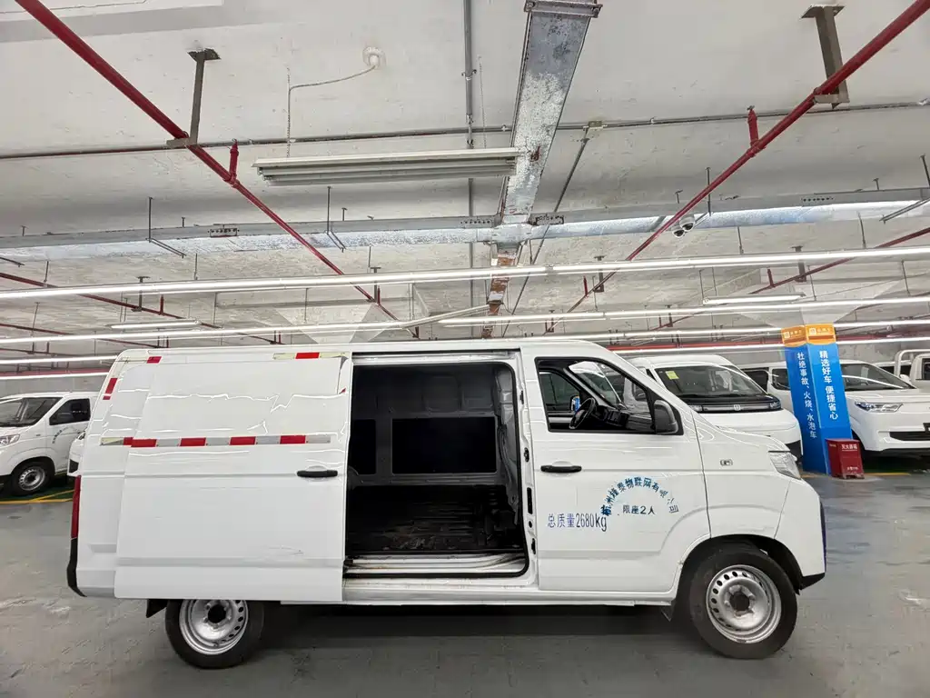 JAC Bluecat — миниатюра 10