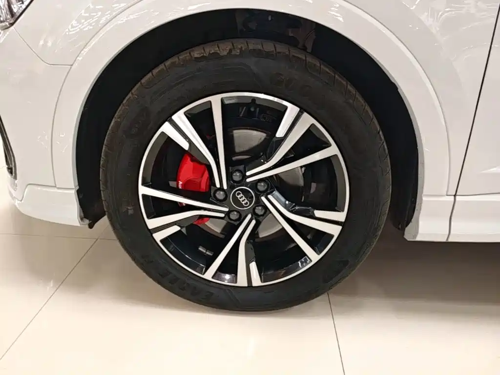 Audi Q3 Sportback — миниатюра 23