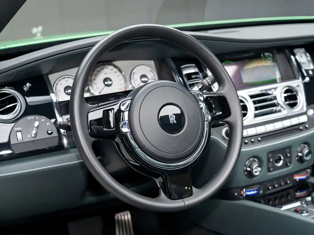 Rolls-Royce Dawn — миниатюра 10