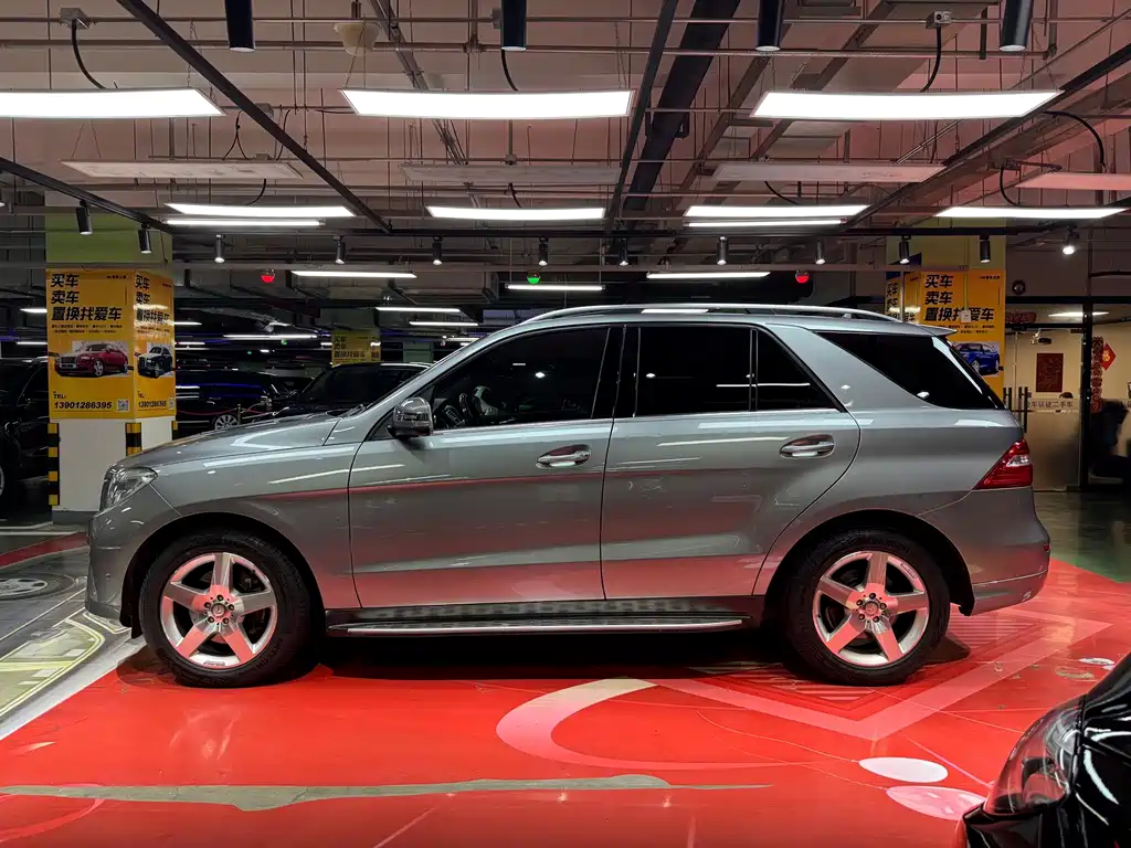 Mercedes-Benz M-Class — миниатюра 4