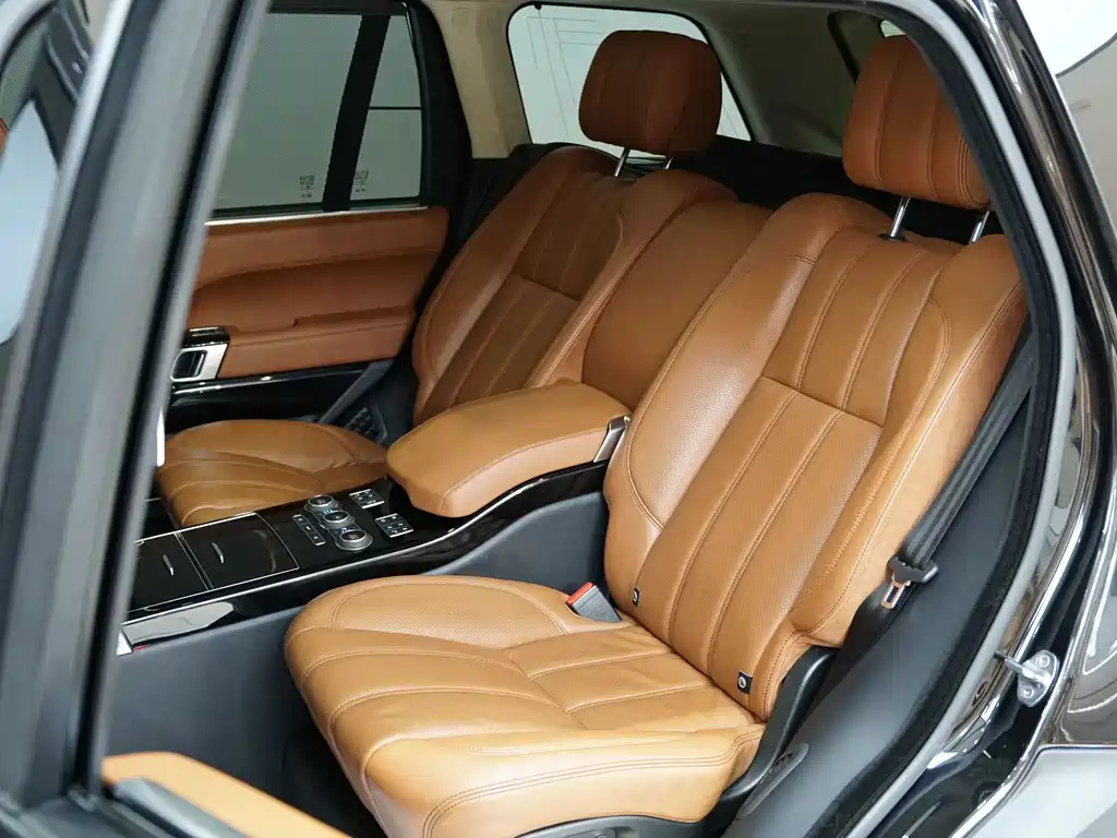 Land Rover Range Rover — миниатюра 14