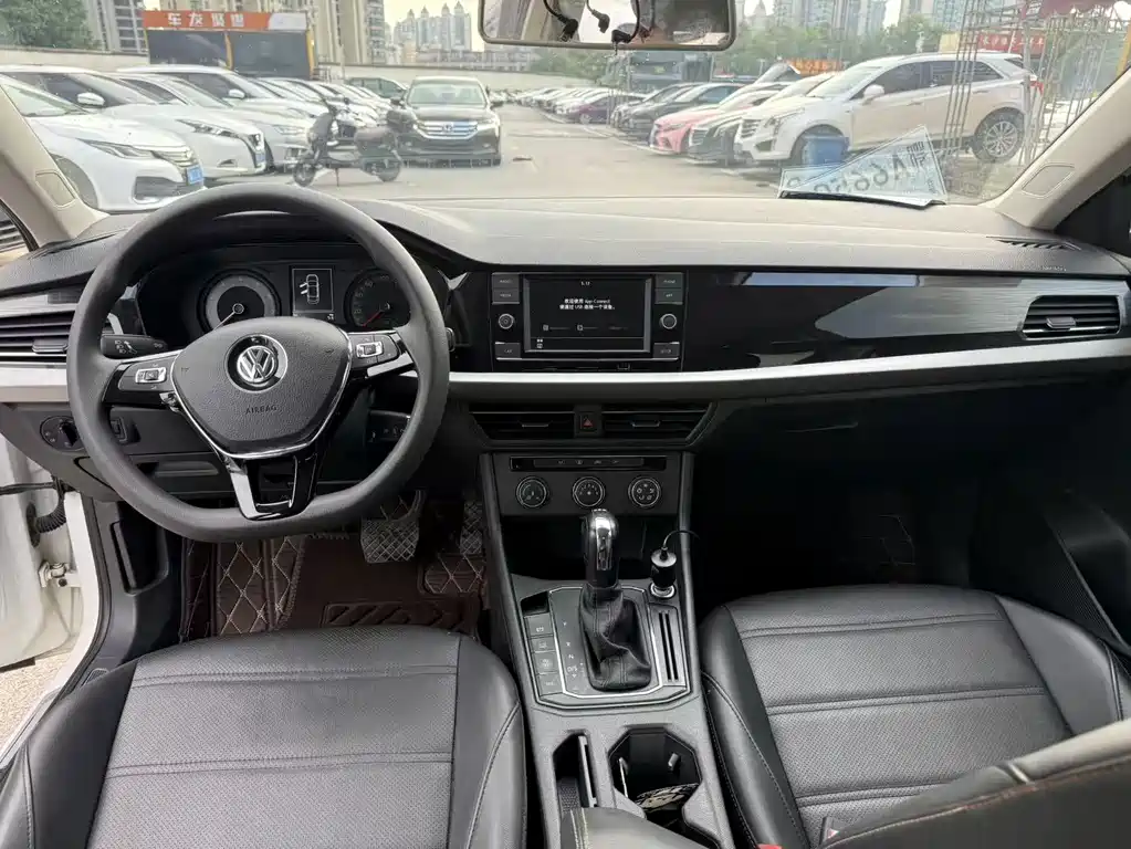 Volkswagen Lavida — миниатюра 9