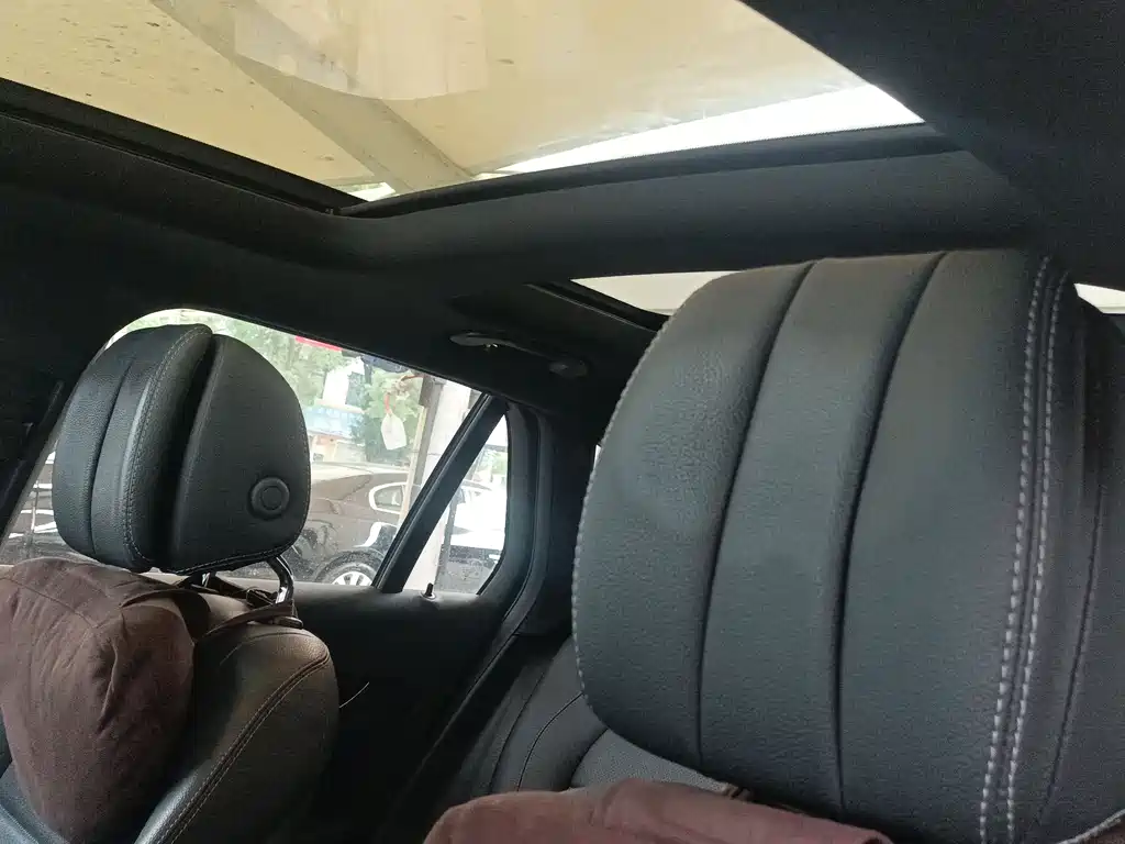 Mercedes-Benz GLC 2018 GLC 260 4MATIC