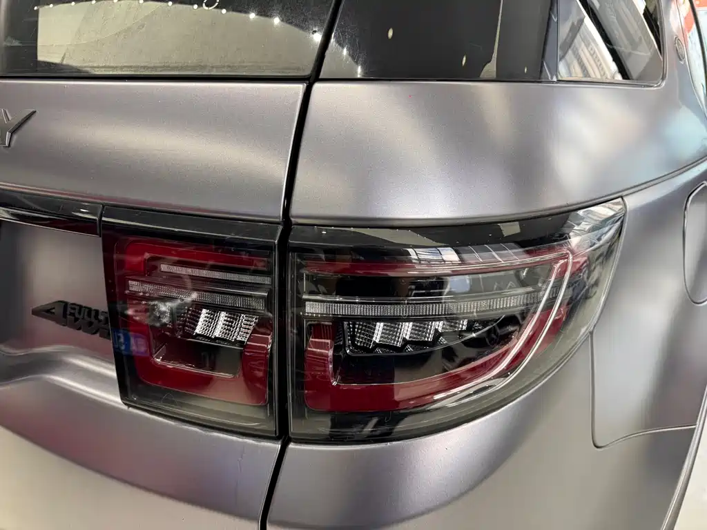 Land Rover Discovery Sport 2021 249PS R-Dynamic SE 5 мест