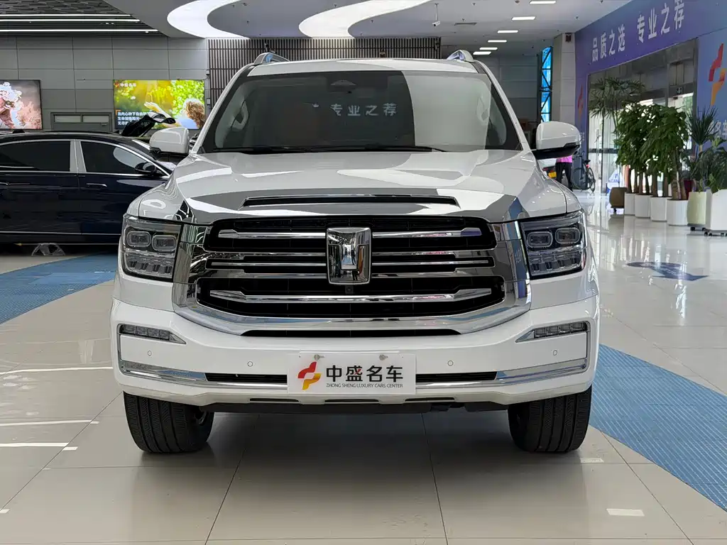 Tank 500 2023 3.0T Sport 5 мест