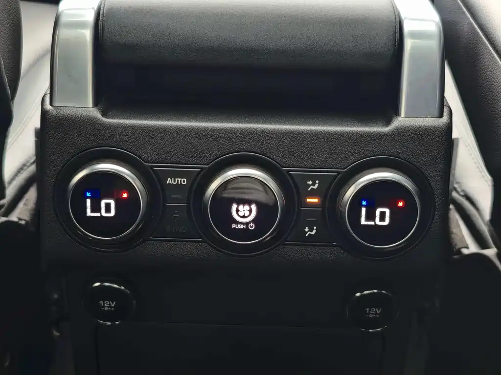 Land Rover Discovery — миниатюра 6