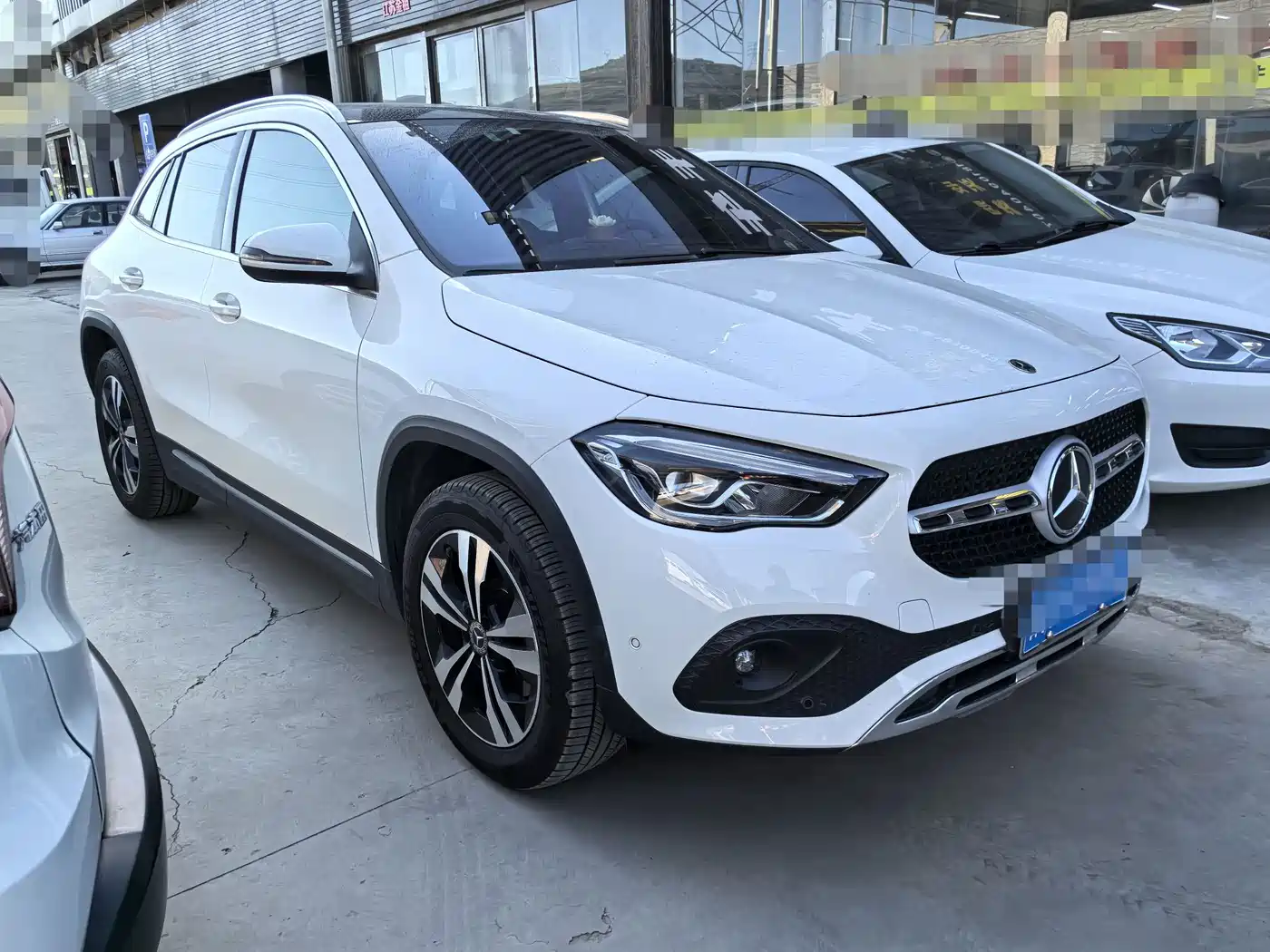 Mercedes-Benz GLA
