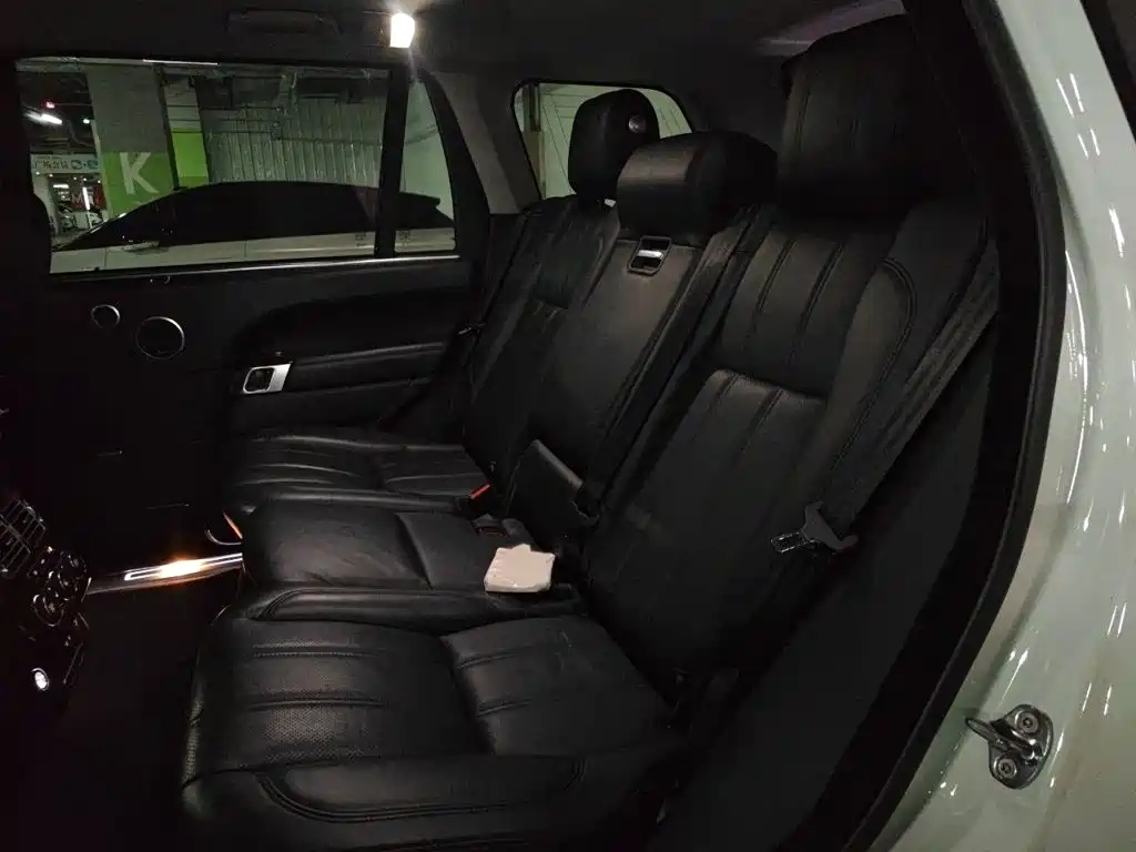 Land Rover Range Rover — миниатюра 15