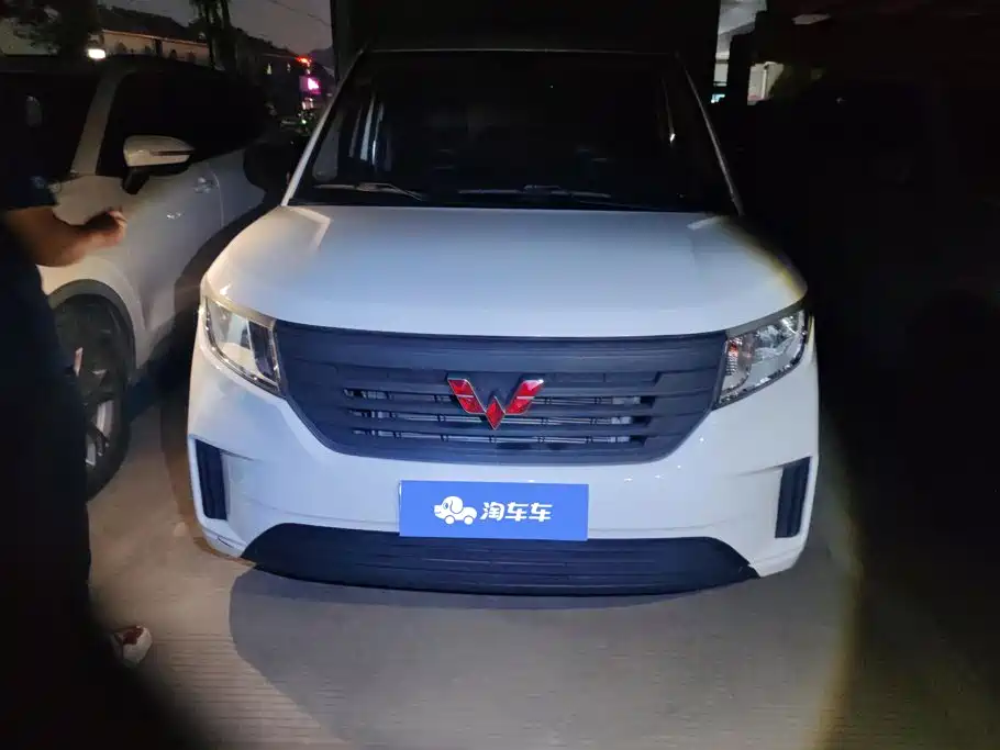 Wuling Hongguang PLUS — миниатюра 2