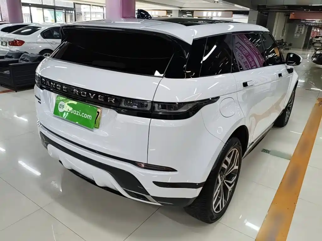 Land Rover Evoque PHEV — миниатюра 7