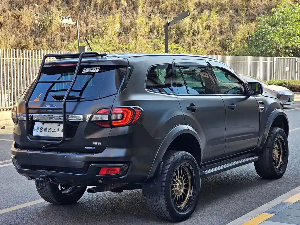 Ford Everest 2017 2.0T AT Luxury 5 мест