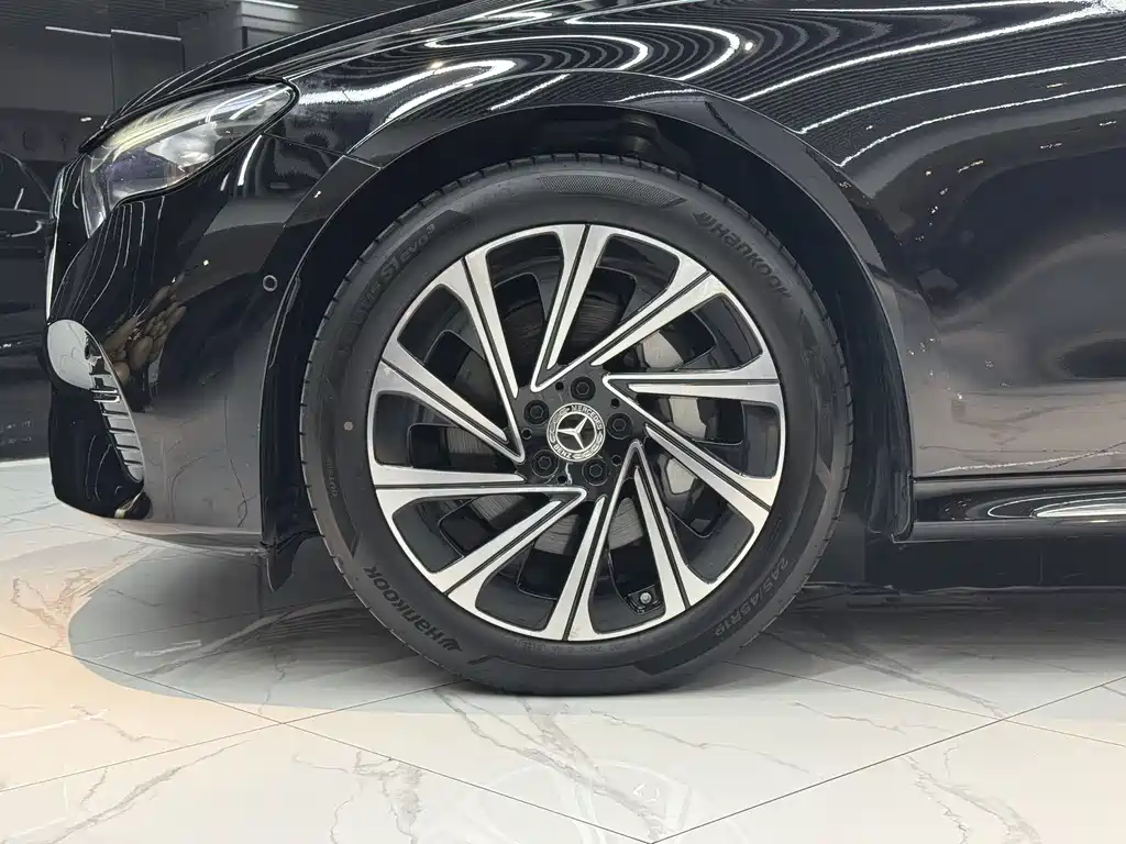 Mercedes-Benz E-Class E 2024 E 300 L Luxury