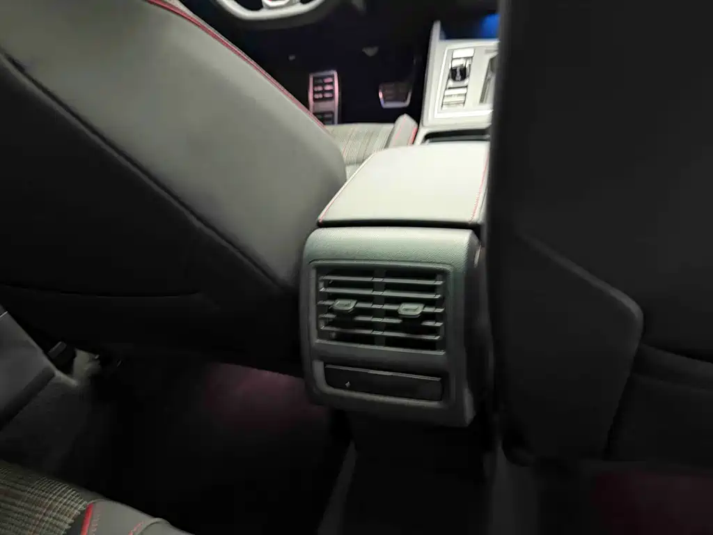 Volkswagen Golf GTI GTI 2021 380TSI DSG GTI
