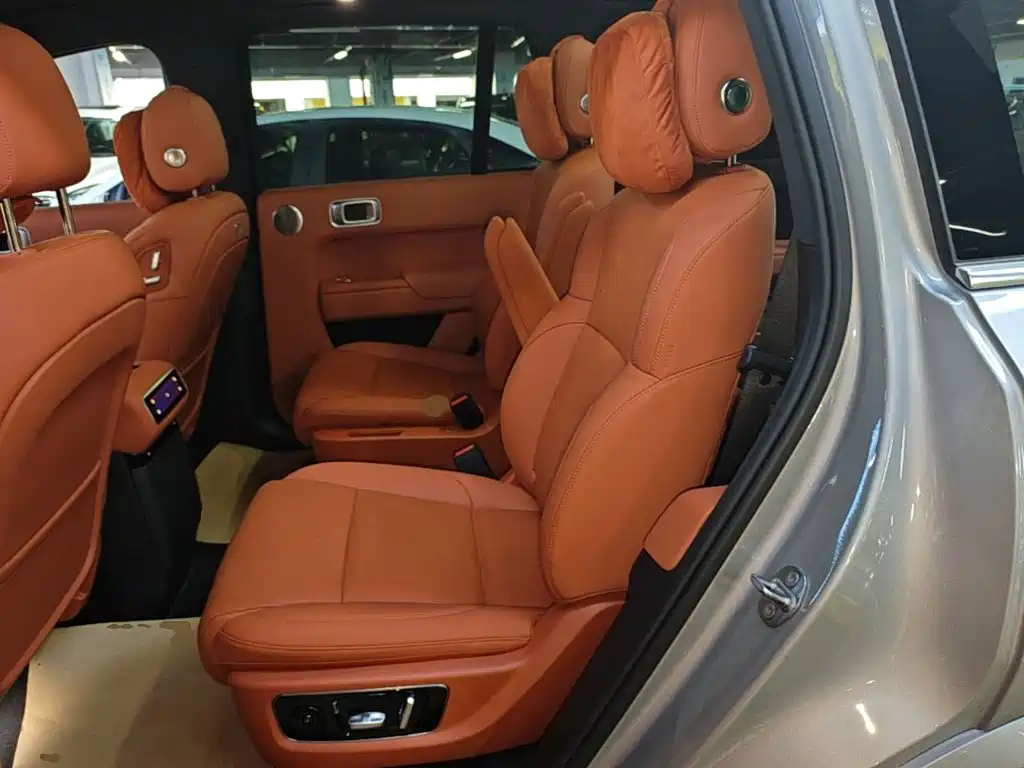 Li Auto Li L8 — миниатюра 17