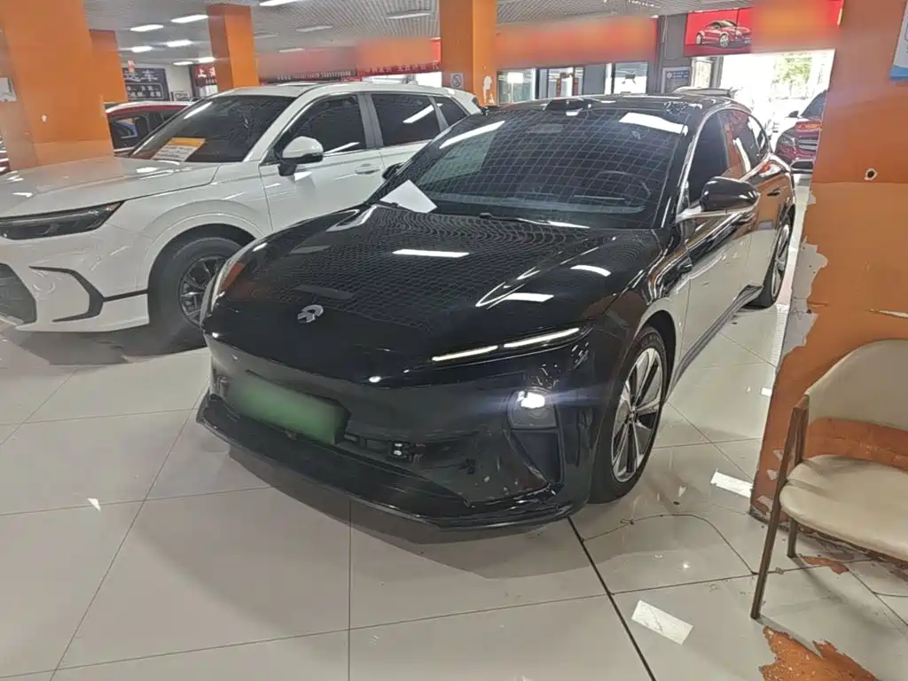 NIO ET5T