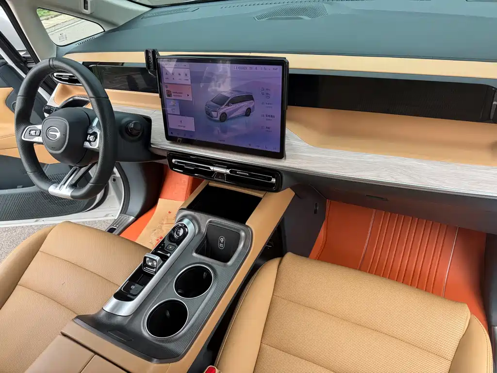 GAC Motor Trumpchi E8 PHEV — миниатюра 12
