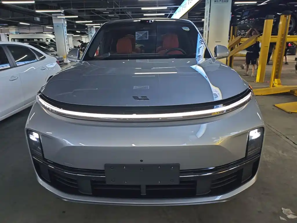 Li Auto Li L8 — миниатюра 3