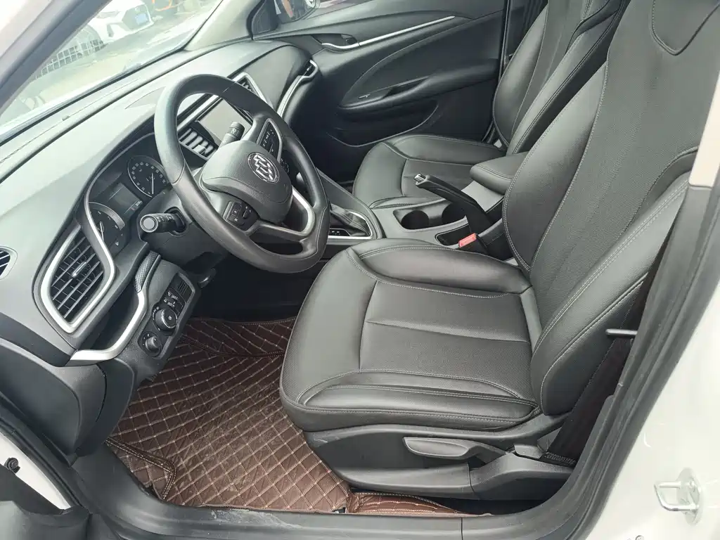 Buick Excelle — миниатюра 4