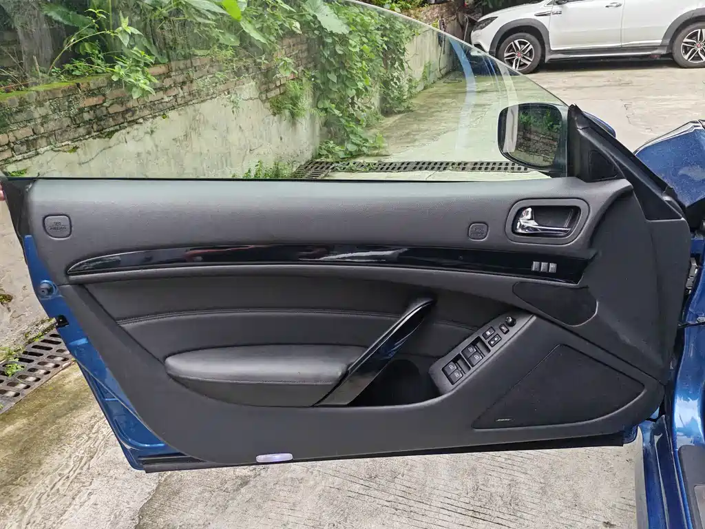 Infiniti M — миниатюра 18