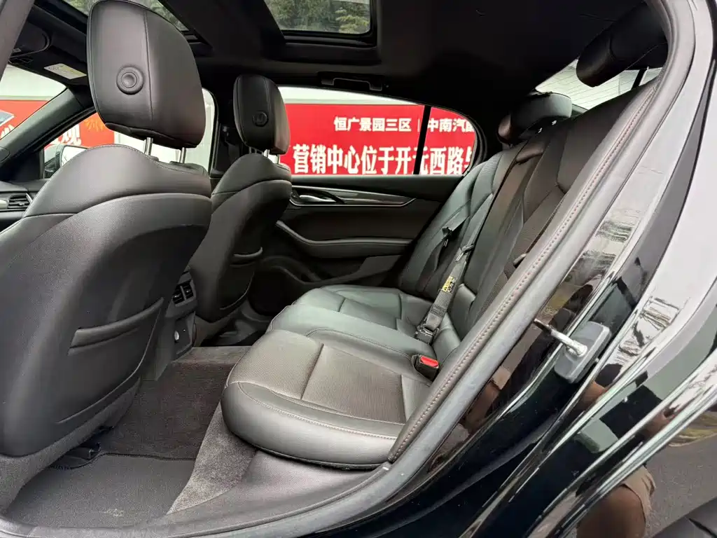 Cadillac CT5 2024 28T