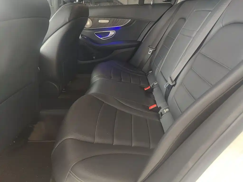 Mercedes-Benz C-Class — миниатюра 17