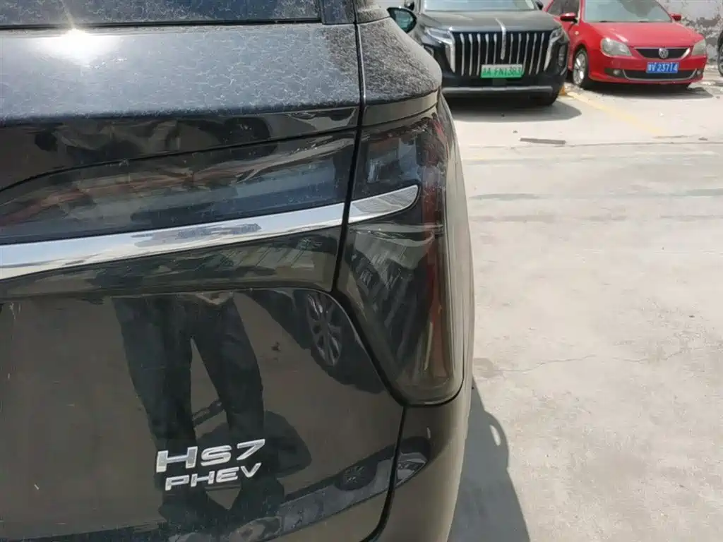 Hongqi HS7 PHEV 2024 2.0T PHEV 7 мест