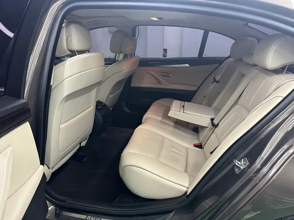 BMW 5 Series 5 2013 525Li Luxury