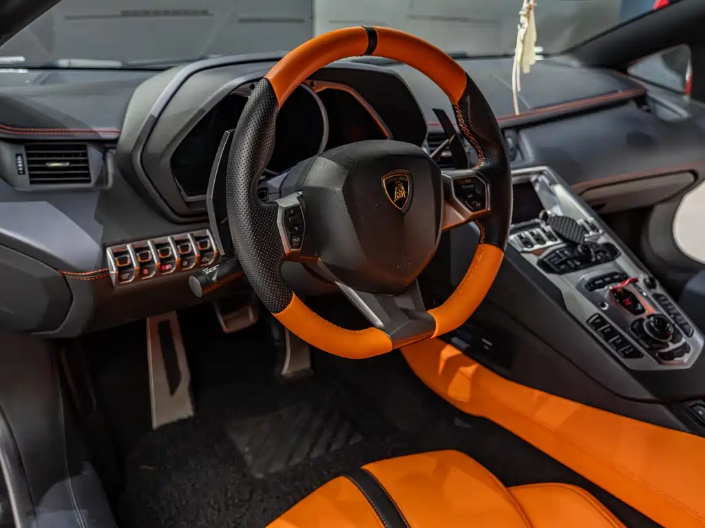 Lamborghini Aventador 2011 LP 700-4