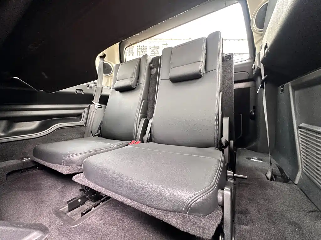 Land Rover Discovery — миниатюра 18