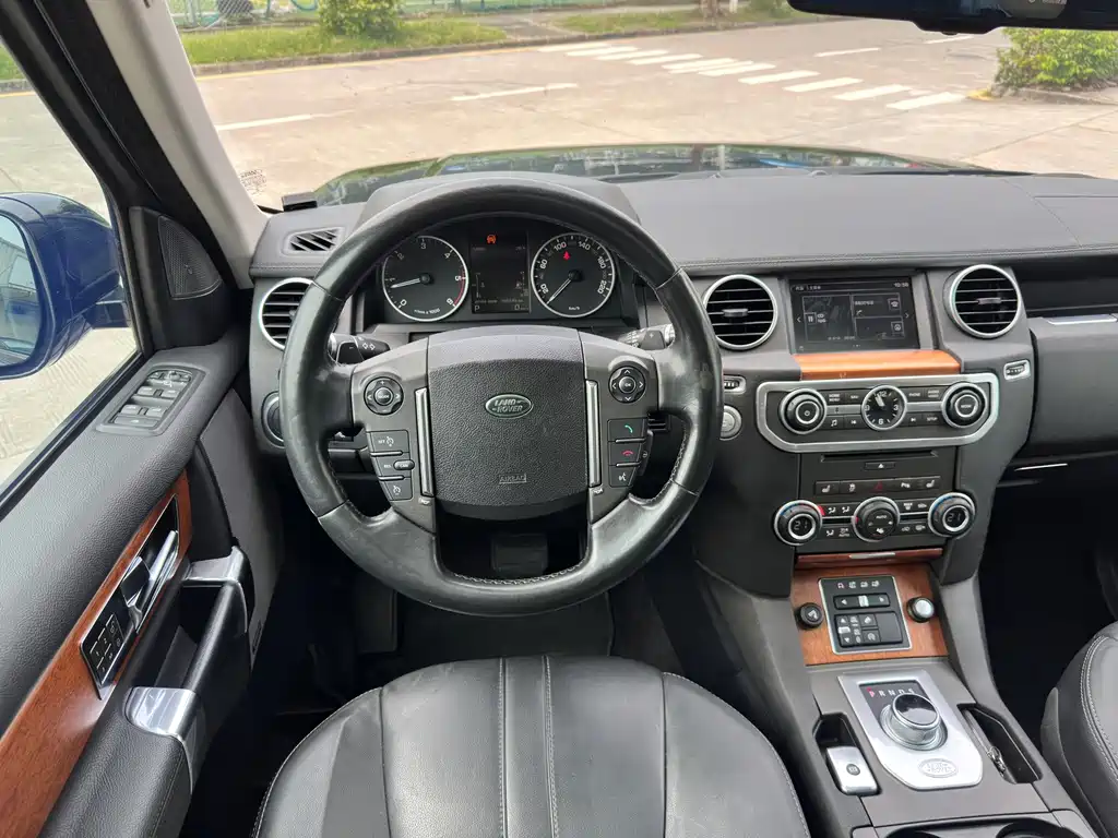 Land Rover Discovery — миниатюра 15