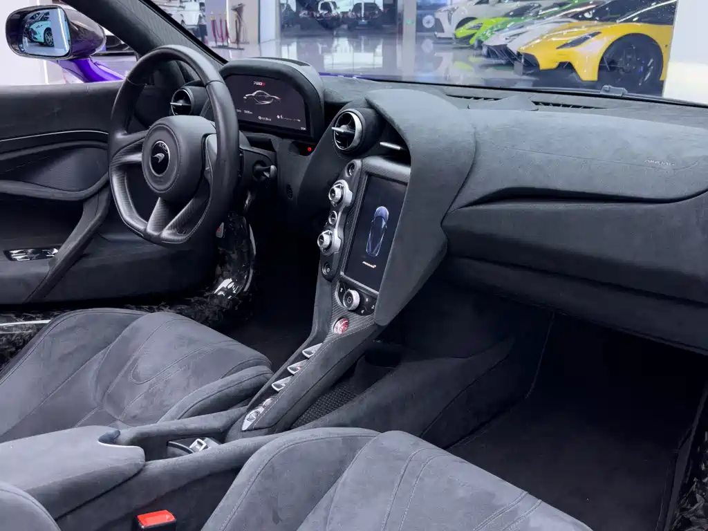 McLaren 720S — миниатюра 21