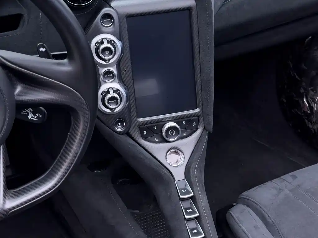 McLaren 720S — миниатюра 30
