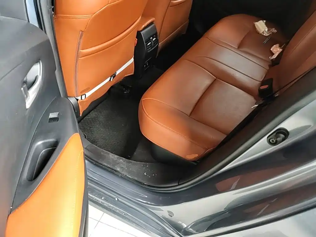 Toyota Corolla — миниатюра 17